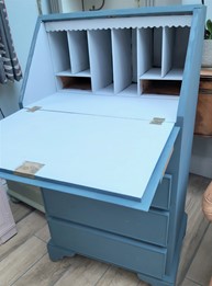 Upcycled bureau